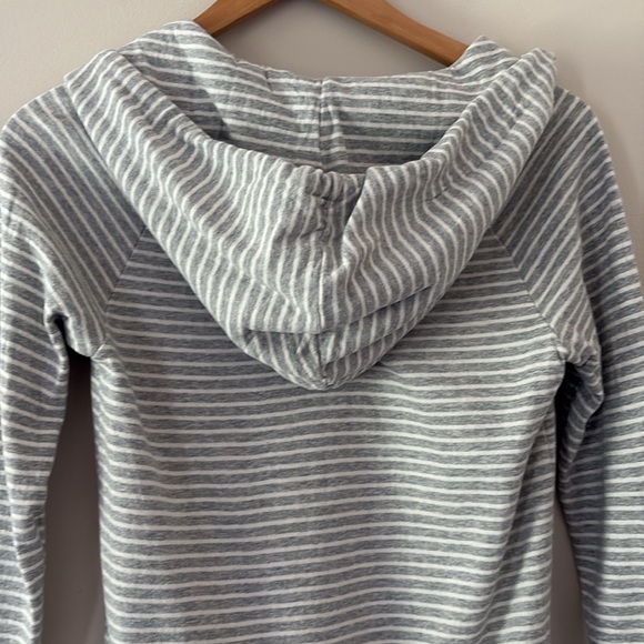 Standard James Perse Women’s Gray Hoodie Scoop Neck Kangaroo Pocket Size 2/M - Picture 5 of 8
